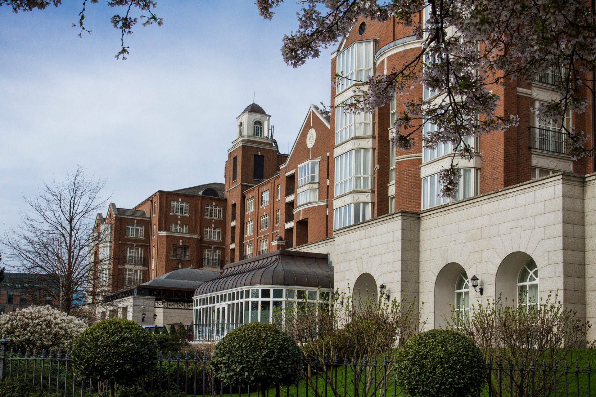Win a bottle of Taittinger Champagne to celebrate Taittinger on the Lawn at InterContinental Dublin - CLOSED | TheTaste.ie