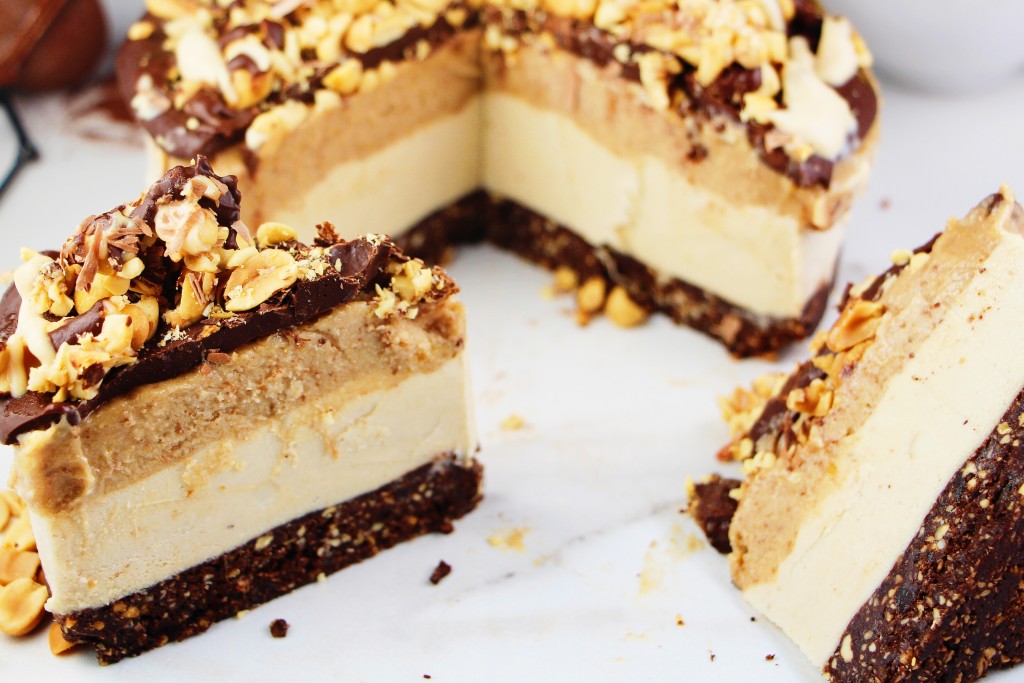 Raw Snickers Cheesecake The Goodfood Goddess
