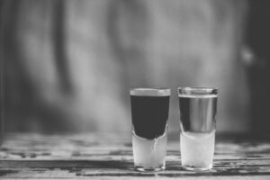 Bán Poitín Bán & Black