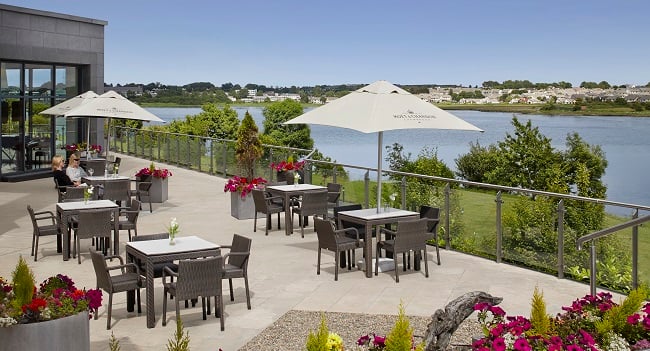 Soak up the Sun this Summer at The Veranda Lounge & Terrace at the Radisson Blu Hotel