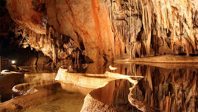 Michelstown caves