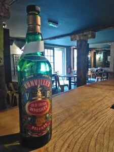 A Bar of Many Layers: The Dirty Onion, Belfast - Bar Review [December Edition]
