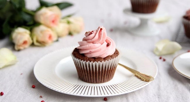 Dark Chocolate, Raspberry and Pink Peppercorn Cupcake Recipe
