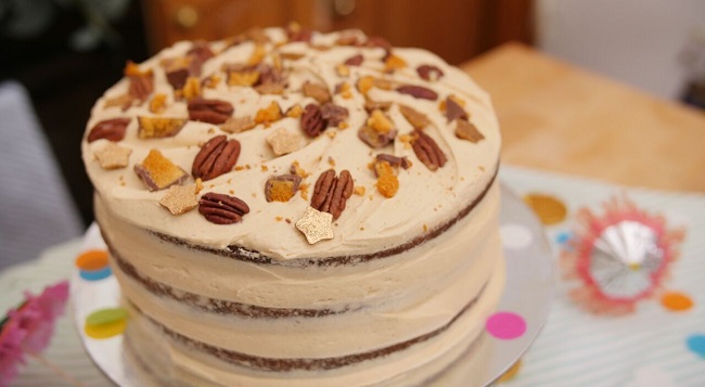 Sticky Toffee Pudding Cake Recipe by Delicious Circle