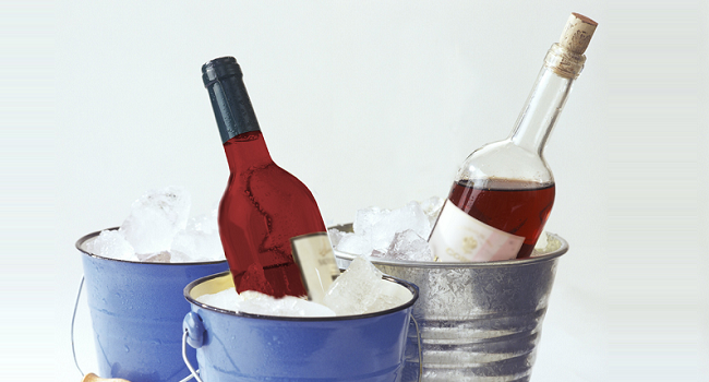 Fresh Tannins: Chilled Red Wine to Stay Cool on a Warm Day