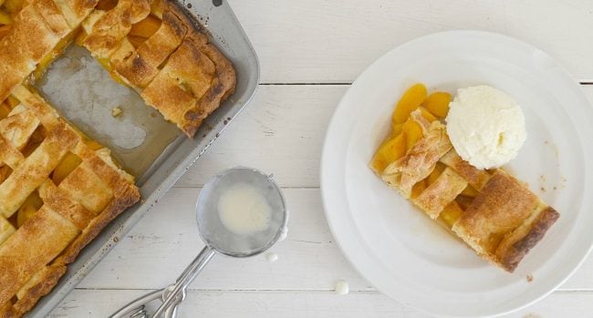 Brown Sugar and Bourbon Peach Pie Recipe