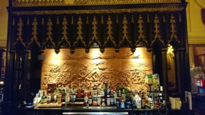 More than a Shining Armour: Knights Bat at Clontarf Castle Hotel, Clontarf – Bar Review [July Edition]