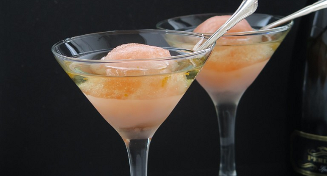 Is this the Next Frosé? Meet your New Summer Cocktail Boss