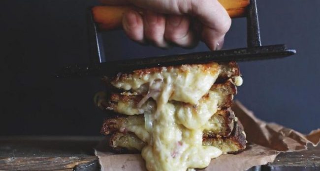 The Cheese Bar feature