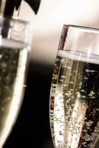 The Hill Pub Cake Champagne