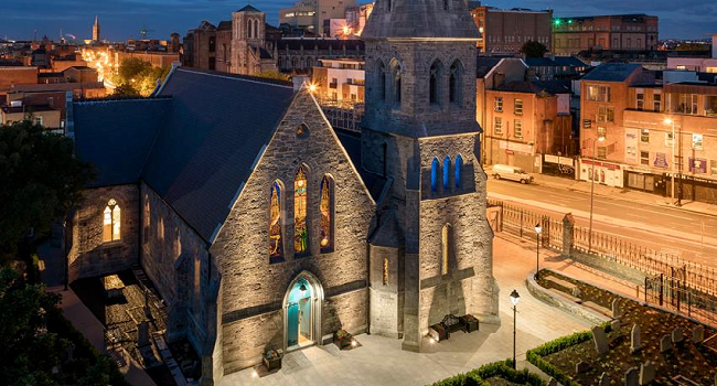 An Evening of Whiskey and Storytelling for Saints and Sinners is Coming to the Pearse Lyons Distillery