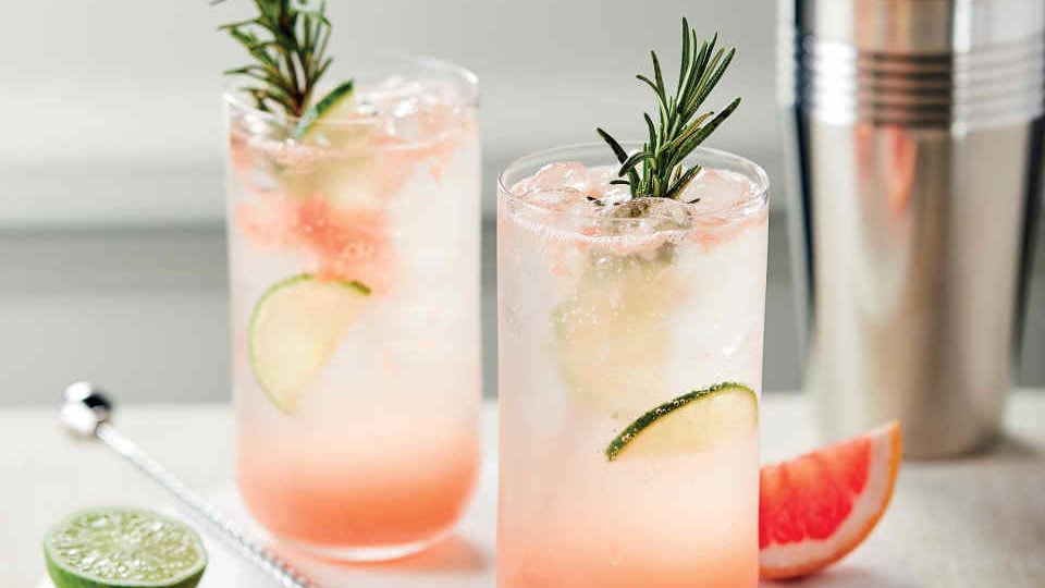 Pamplemousse Gin Cocktail Recipe by Aldi TheTaste.ie