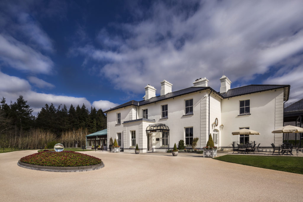 The Lodge at Ashford exterior