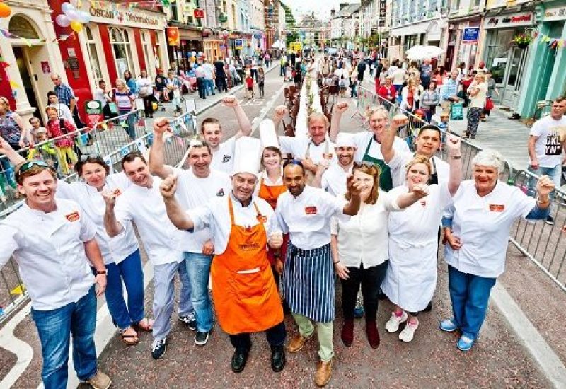 Clonakilty's brigade of chefs prepare to serve over 1500 meals to visitors to Clonakilty's Street Carnival. The carnival celebrates the reopening of the main street after 18 months of work to install a new flood relief system and a new streetscape, at a cost of €2.3 million. Photo by Dermot Sullivan.