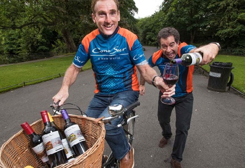 Cono Sur and Cycling legend Seán Kelly Celebrate the Tour of France with a Special Edition Wine