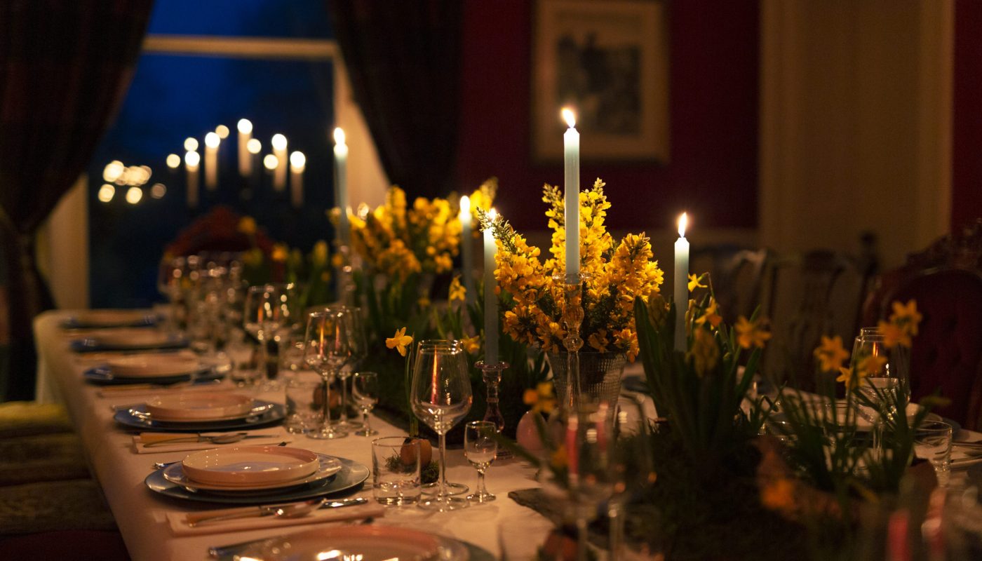 A Winter Gathering the dining club