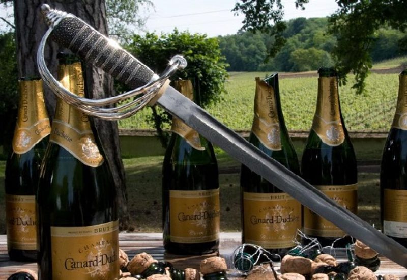 British Bubbles Beat Champagne at Historic Blind Tasting in Paris