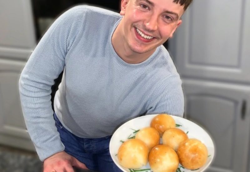 Chive and Cheddar Cheese bread balls by Ryan Mangan
