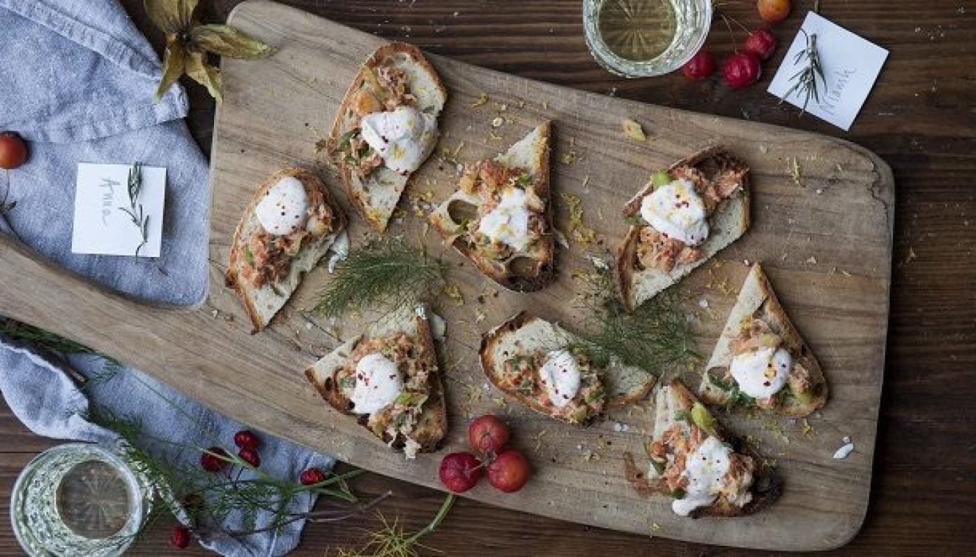 crab-toast