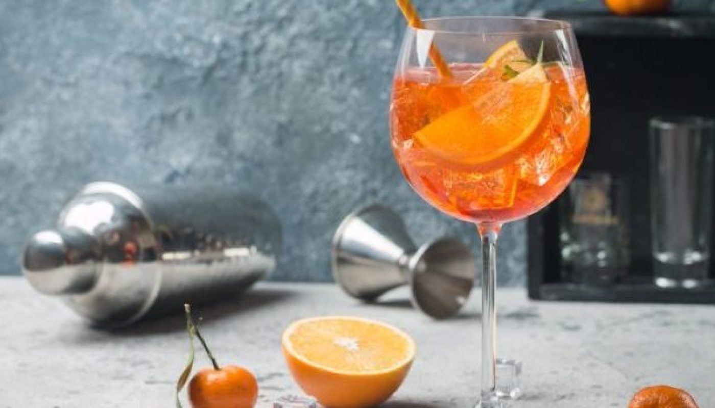 Aperol spritz cocktail