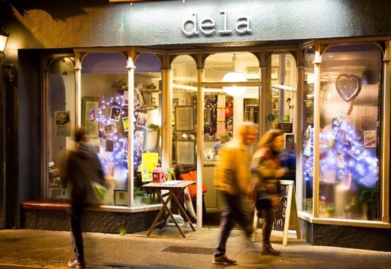 Dela by Night