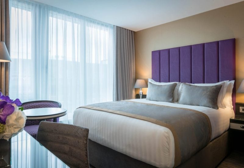 Deluxe-Room-2-scaled-1