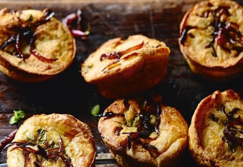 festive-caramelised-red-onion-yorkshire-puddings-from-ms