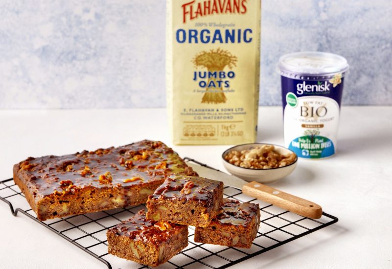 Glenisk_Flahavans_Sticky Gingerbread_1_0620 copy