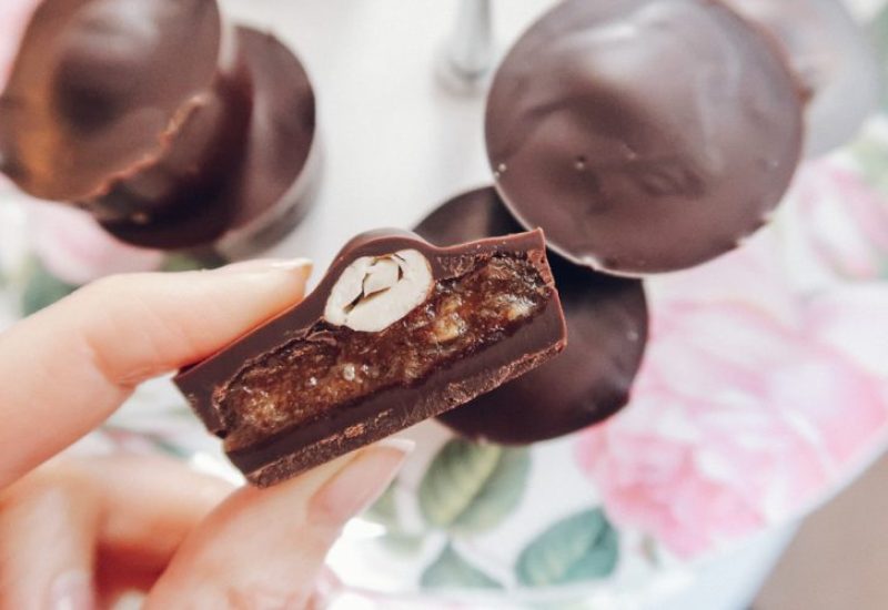 Holly White Salted Caramel Cups