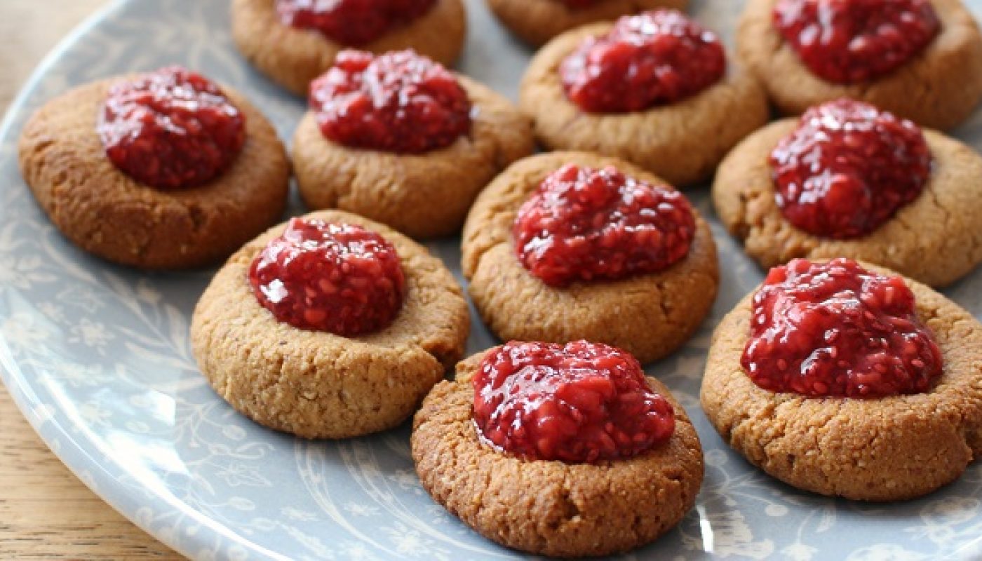 Healthy Jammie Dodgers Recipe by The Wonky Spatula