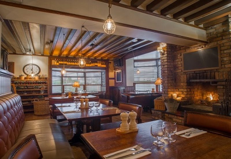 Ashtons Gastropub