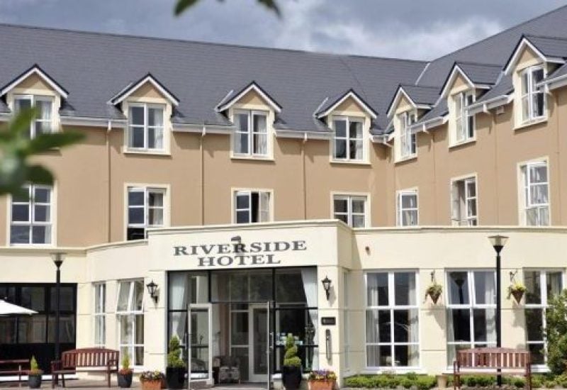 Killarney Riverside Feat