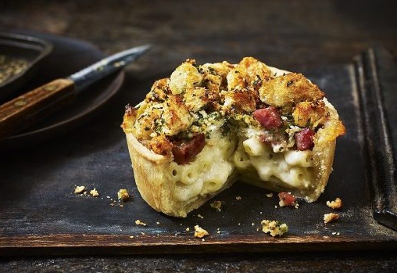 Mac ‘n’ Cheese Bacon Pie