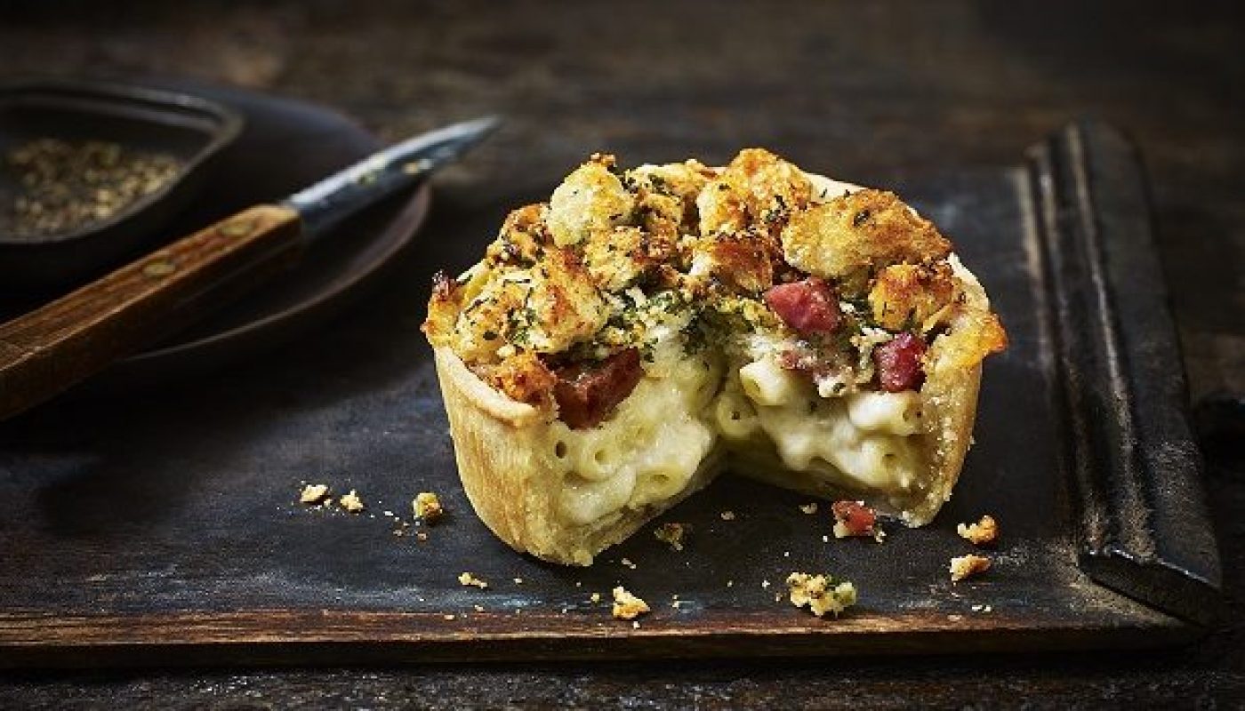 Mac ‘n’ Cheese Bacon Pie