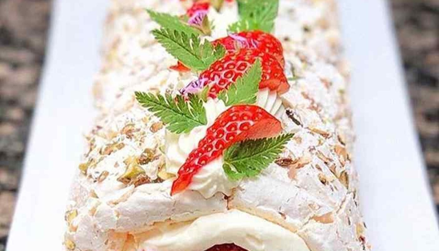 Meringue-Irish-Strawberries-Elderflower-Cream