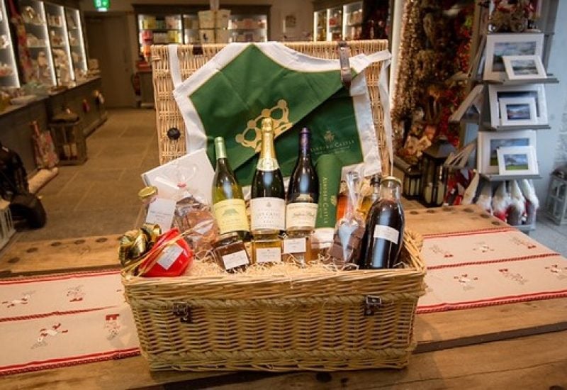 Mrs Tea Christmas Hampers, from €165