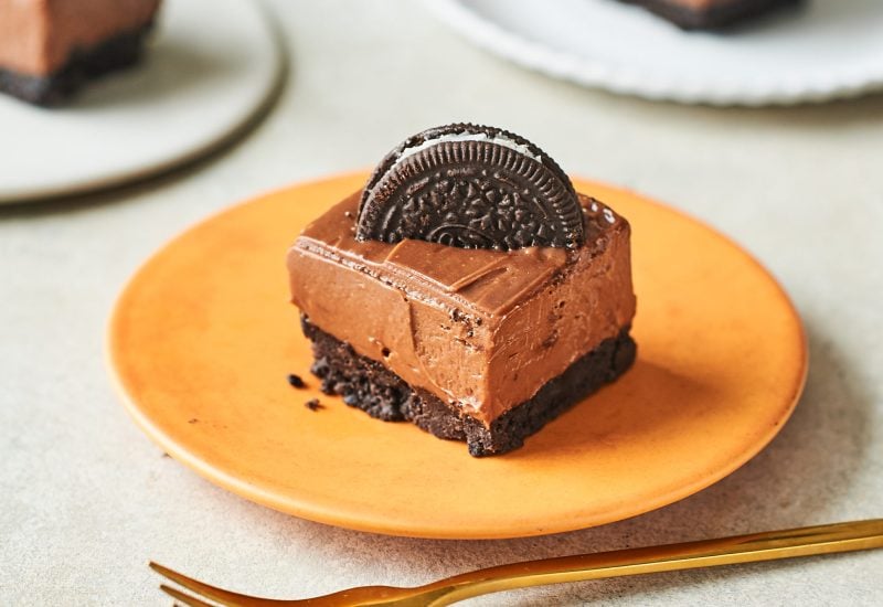 Fitwaffle No Bake Nutella Cheesecake Bars