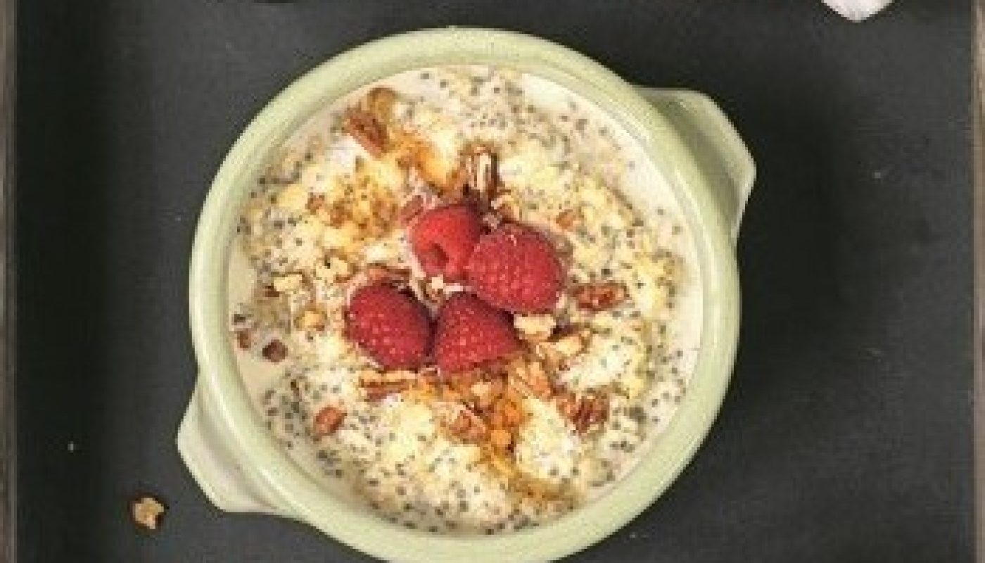 OVERNIGHT OATS WITH RASPBERRY & CHIA, p.22 (1)