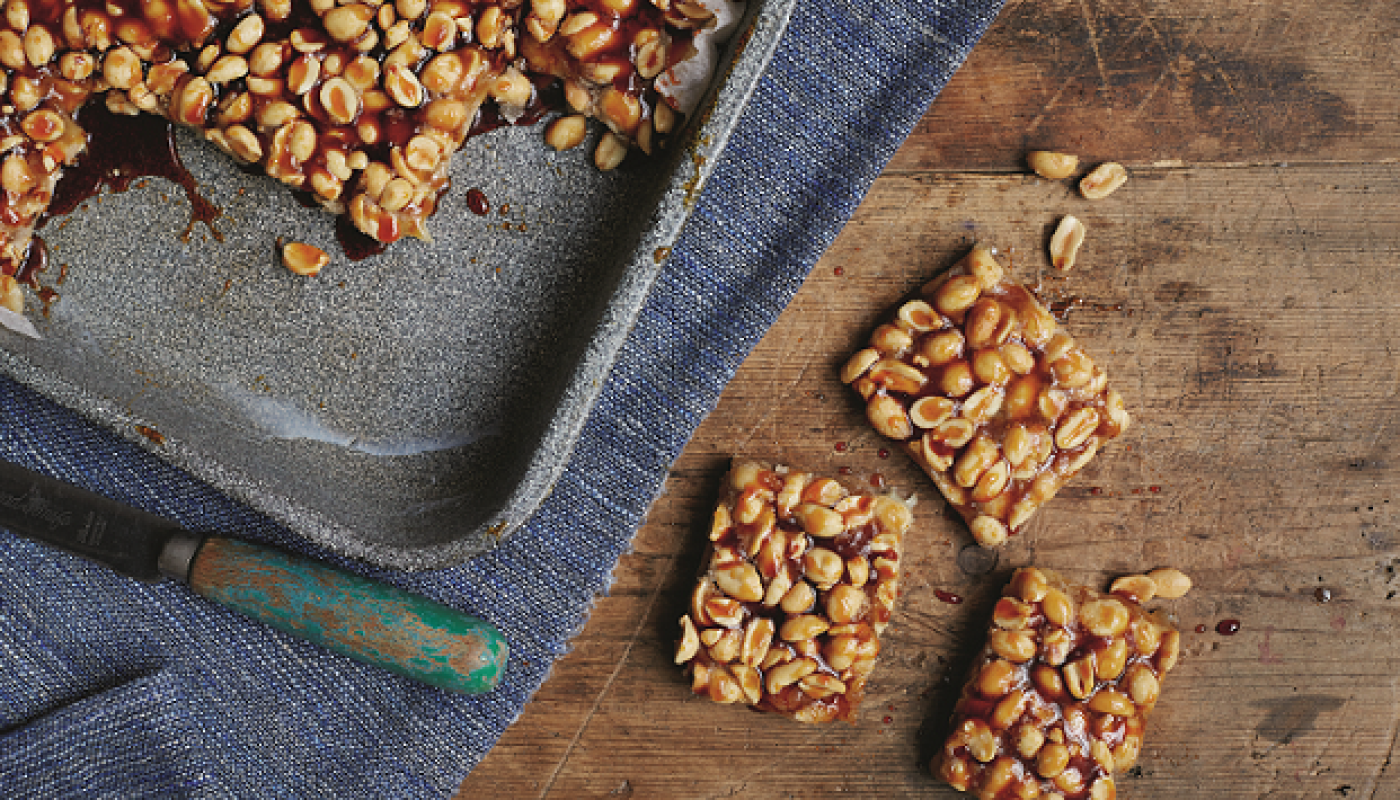 Peanut Toffee Bars Recipe