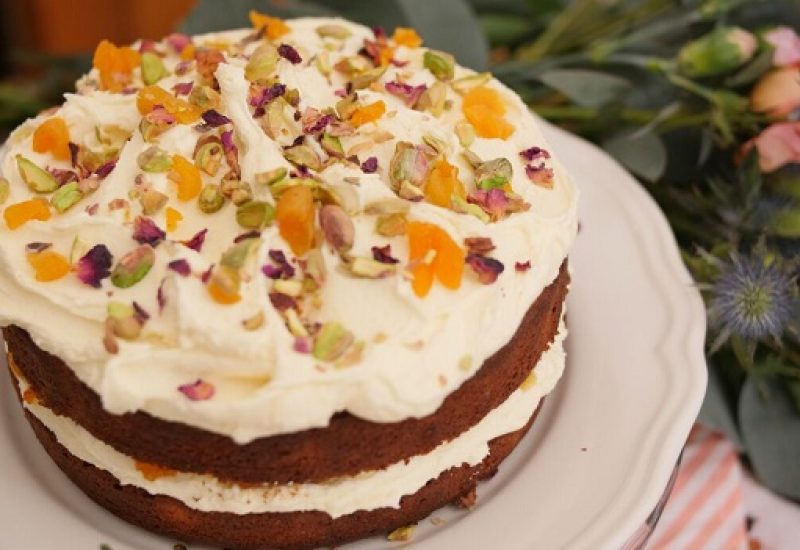 Pistachio and Apricot Cake Recipe from the Delicious Circle