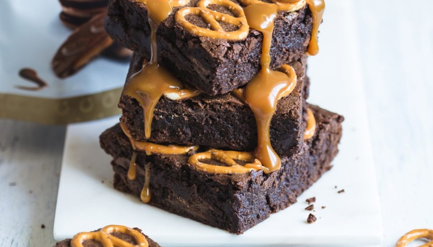 Recipe-Salted-Caramel-Pretzel-Brownies_2