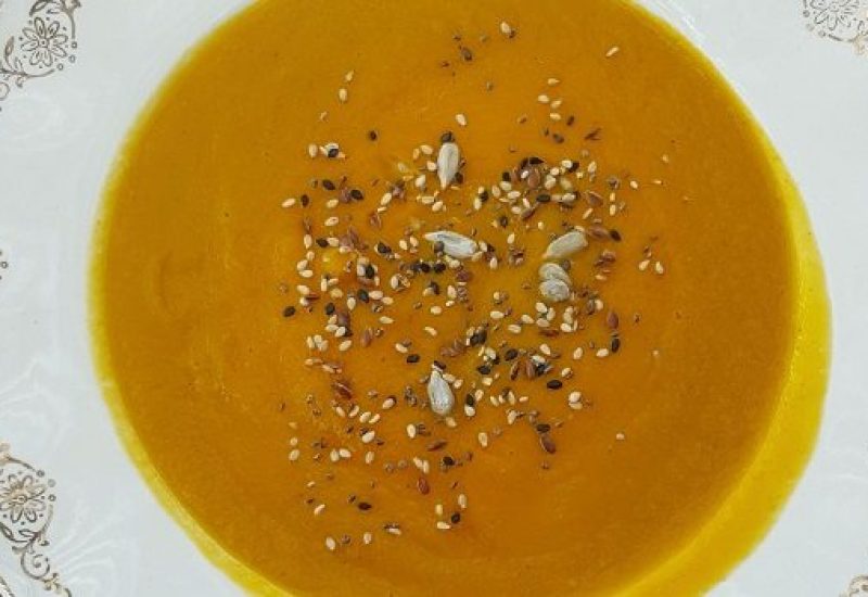 Roast Butternut Squash & Carrot Spiced Soup Recipe from Delalicious
