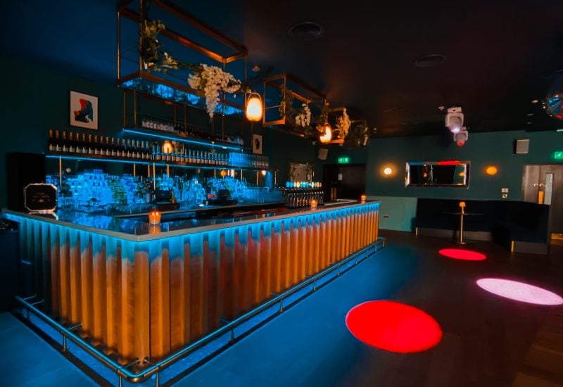Seek nightclub hyde