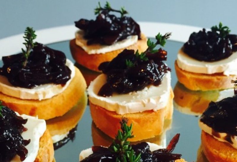 Siucra Goats Cheese Crostini with Red Onion Marmalade