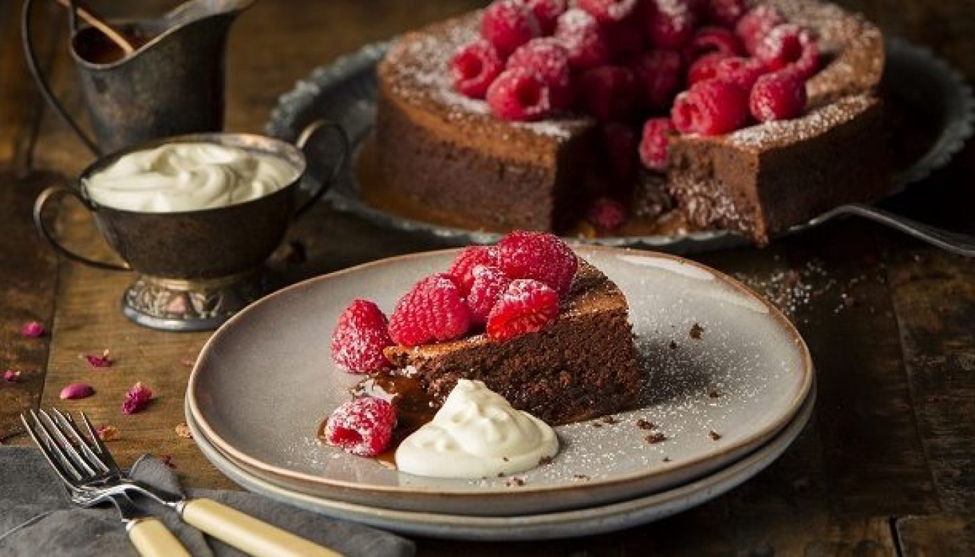 Siucra Salted Caramel Chocolate Torte recipe