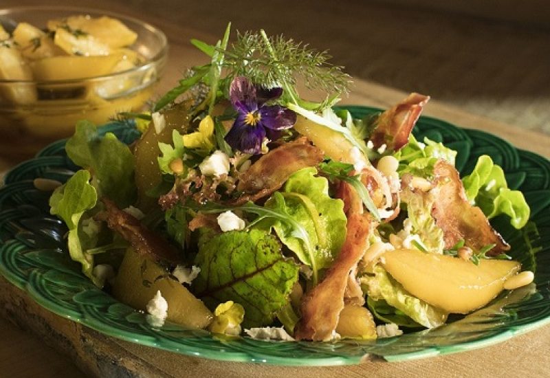 Siucra x Catherine Fulvio Pan Fried Pear and Pancetta Salad Recipe with Goat's Cheese