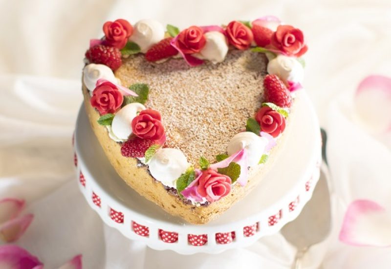 Siúcra & Catherine Fulvio's LOVE U Mother’s Day Cake recipe