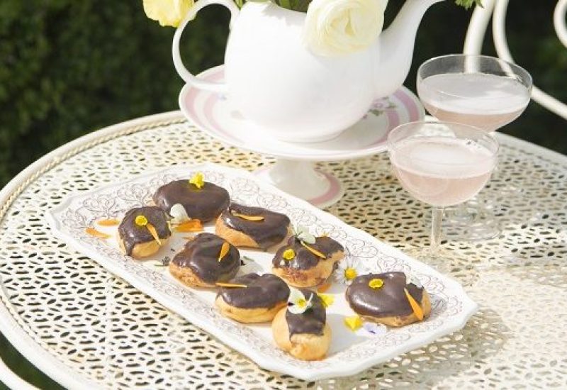 Siúcra x Catherine Fulvio Mini Mocha Éclairs