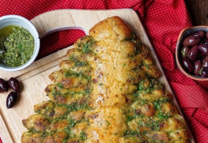 Siúcra x Catherine Fulvio’s Breadstick Christmas Tree
