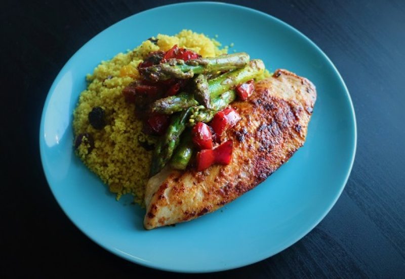 Smoky Chicken Fillet with Pan Roasted Peppers, Asparagus & Couscous Recipe by My Nutition